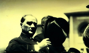 Mustafa Kemal Atatürk'ün Doğum Tarihi ve Nüfus Cüzdanı