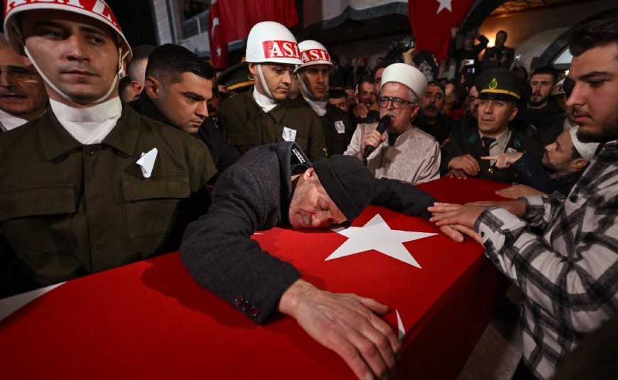 YİRMİ ŞEHİDİN ARDINDAN